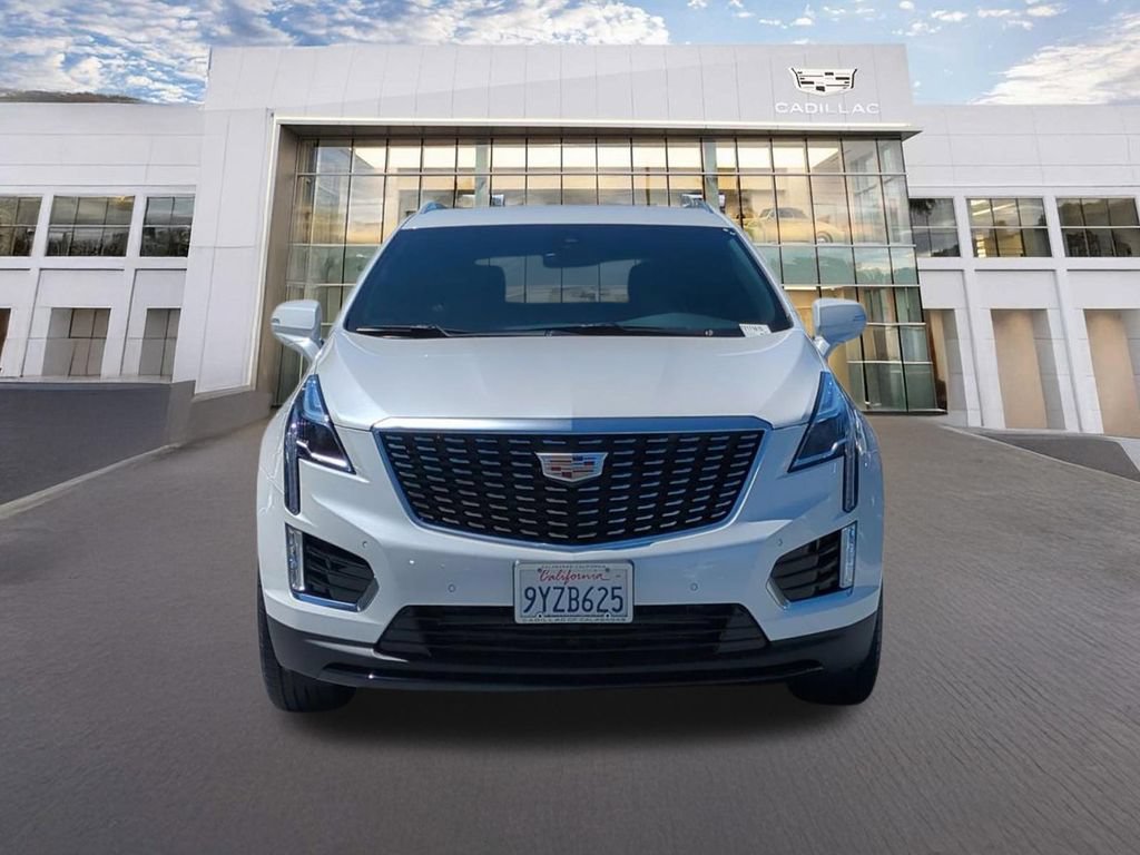 Used 2026 Cadillac XT5 Luxury w/ LPO, Floor Liner Package AWD/4WD image 2