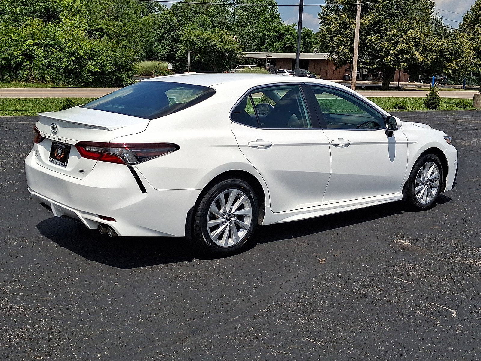 Used 2024 Toyota Camry SE FWD image 24