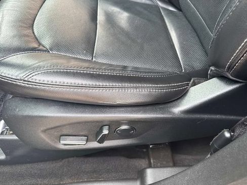 Used 2017 Ford Explorer Limited AWD/4WD image 14
