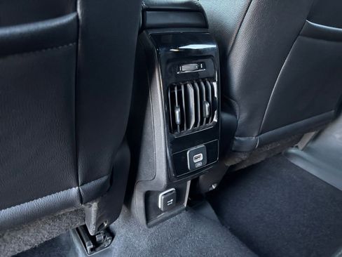Used 2025 Jeep Compass Limited AWD/4WD image 23