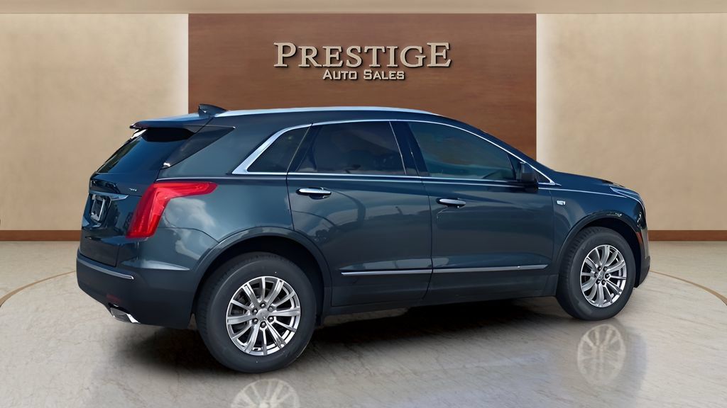 Used 2019 Cadillac XT5 FWD image 33