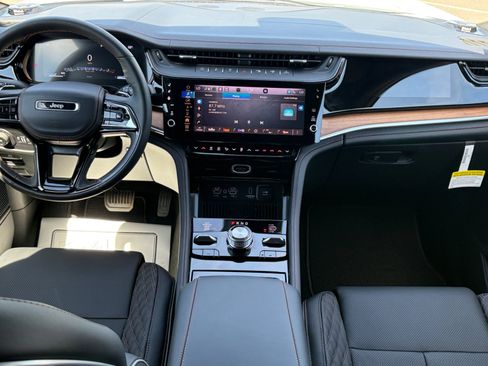 New 2026 Jeep Grand Cherokee L Summit AWD/4WD image 18