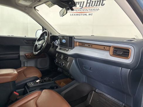 Used 2023 Ford Maverick Lariat w/ Equipment Group 500A Standard AWD/4WD image 26