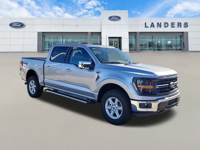 New 2025 Ford F150 XLT w/ Equipment Group 302A MID