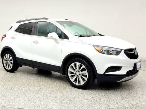 Used 2019 Buick Encore Preferred FWD image 3