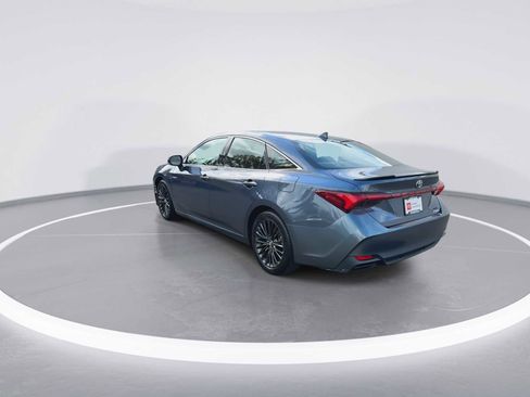 Certified 2019 Toyota Avalon XSE image 6