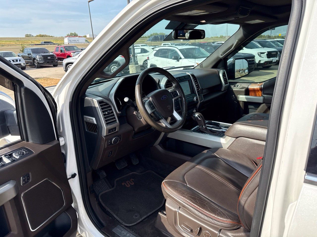 Used 2017 Ford F150 King Ranch w/ Equipment Group 601A Luxury AWD/4WD image 20