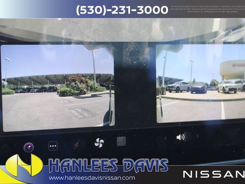 Used 2021 Tesla Model Y Long Range AWD/4WD image 25