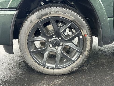 New 2026 RAM 1500 Laramie AWD/4WD image 10