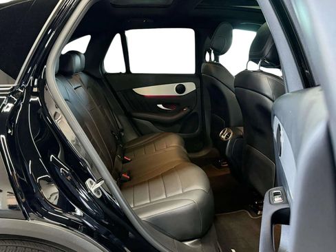 Used 2022 Mercedes-Benz GLC 300 image 13