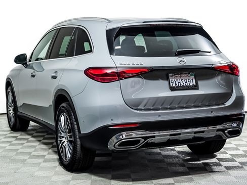 Certified 2026 Mercedes-Benz GLC 300 image 2