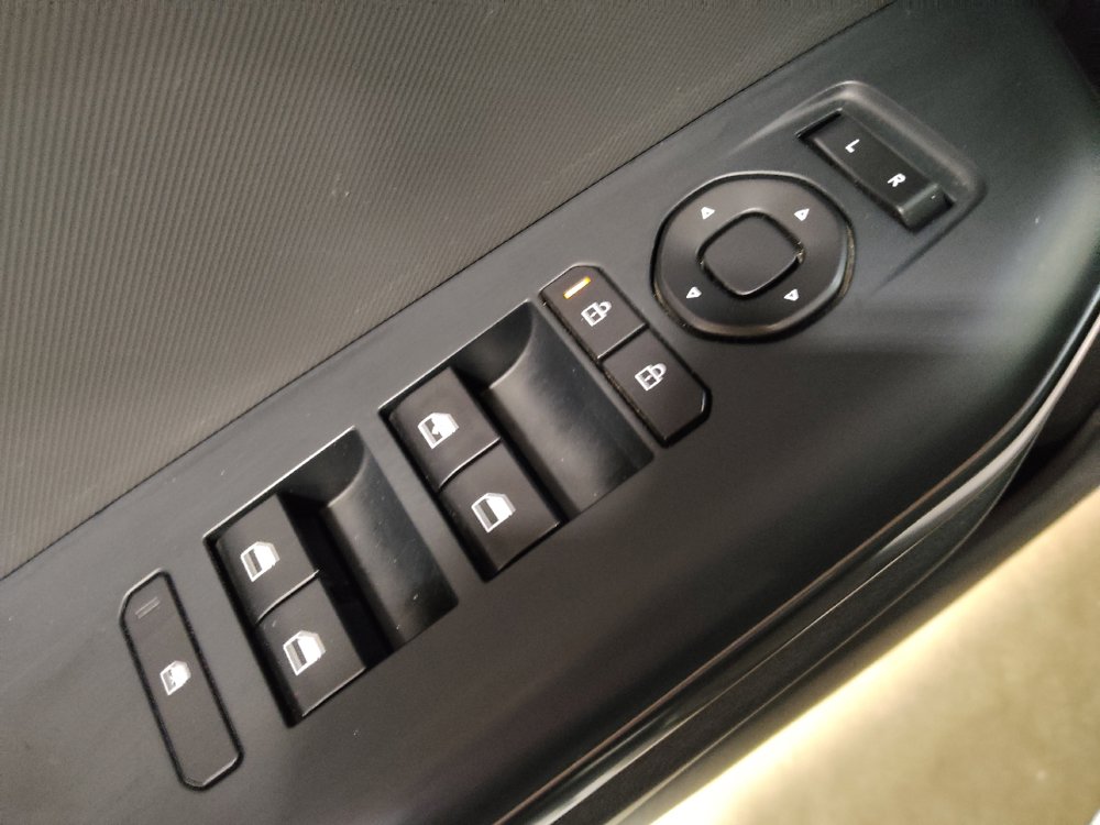 Used 2025 Kia K4 FWD image 27