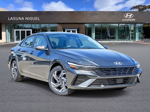 New 2026 Hyundai Elantra Limited FWD image 1