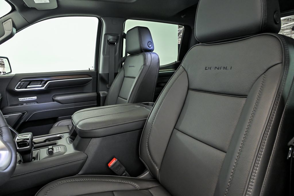 New 2026 GMC Sierra 1500 Denali AWD/4WD image 10