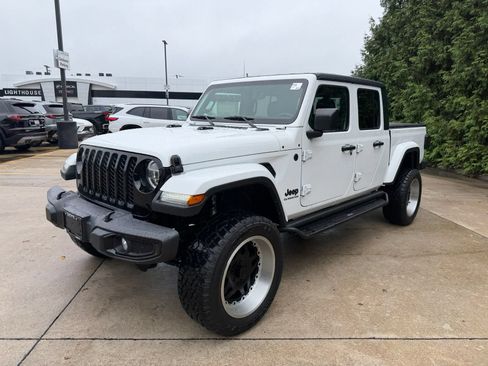 Used 2022 Jeep Gladiator Sport AWD/4WD image 7