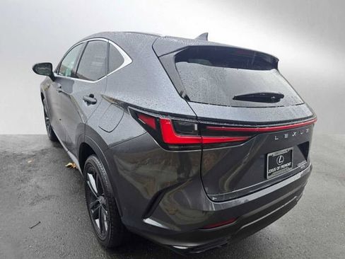 Used 2025 Lexus NX 450h+ AWD w/ Luxury Package image 5
