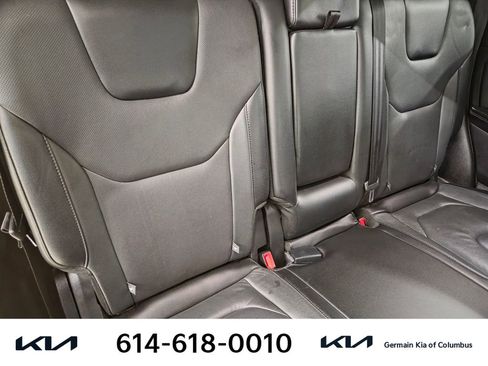 Used 2018 Ford Edge Titanium w/ Equipment Group 301A FWD image 19