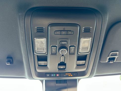 Used 2023 Chevrolet Tahoe Premier w/ Premium Package 2 RWD image 40