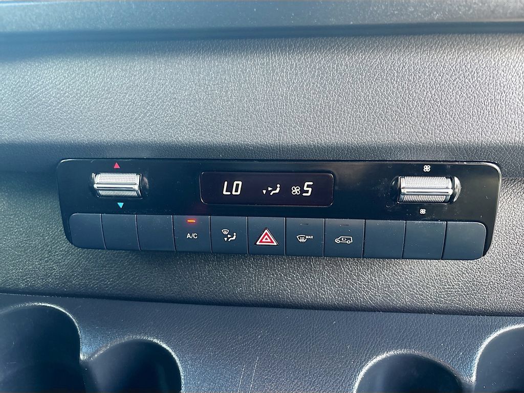 Used 2021 Mercedes-Benz Sprinter 1500 image 28