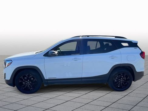 Used 2021 GMC Terrain SLT w/ Infotainment Package II image 4