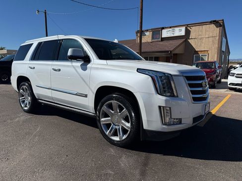 Used 2016 Cadillac Escalade Premium image 1