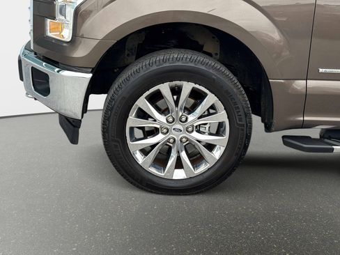 Used 2017 Ford F150 XLT w/ Equipment Group 302A Luxury image 11