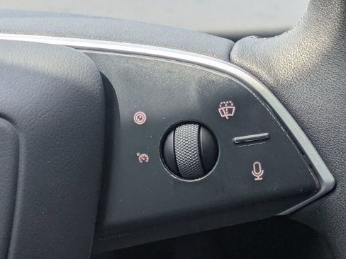 Used 2025 Tesla Model 3 Long Range RWD image 25