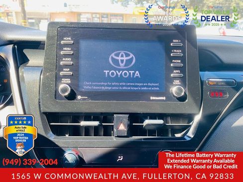 Used 2018 Toyota Camry SE FWD image 30