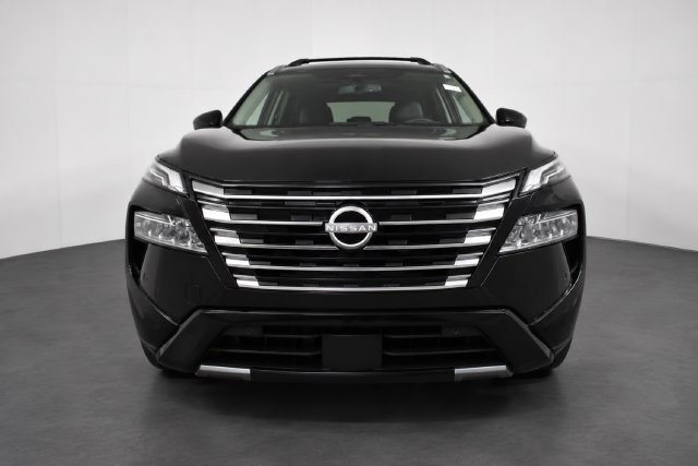 Certified 2026 Nissan Rogue Platinum w/ Platinum Premium Package AWD/4WD image 2