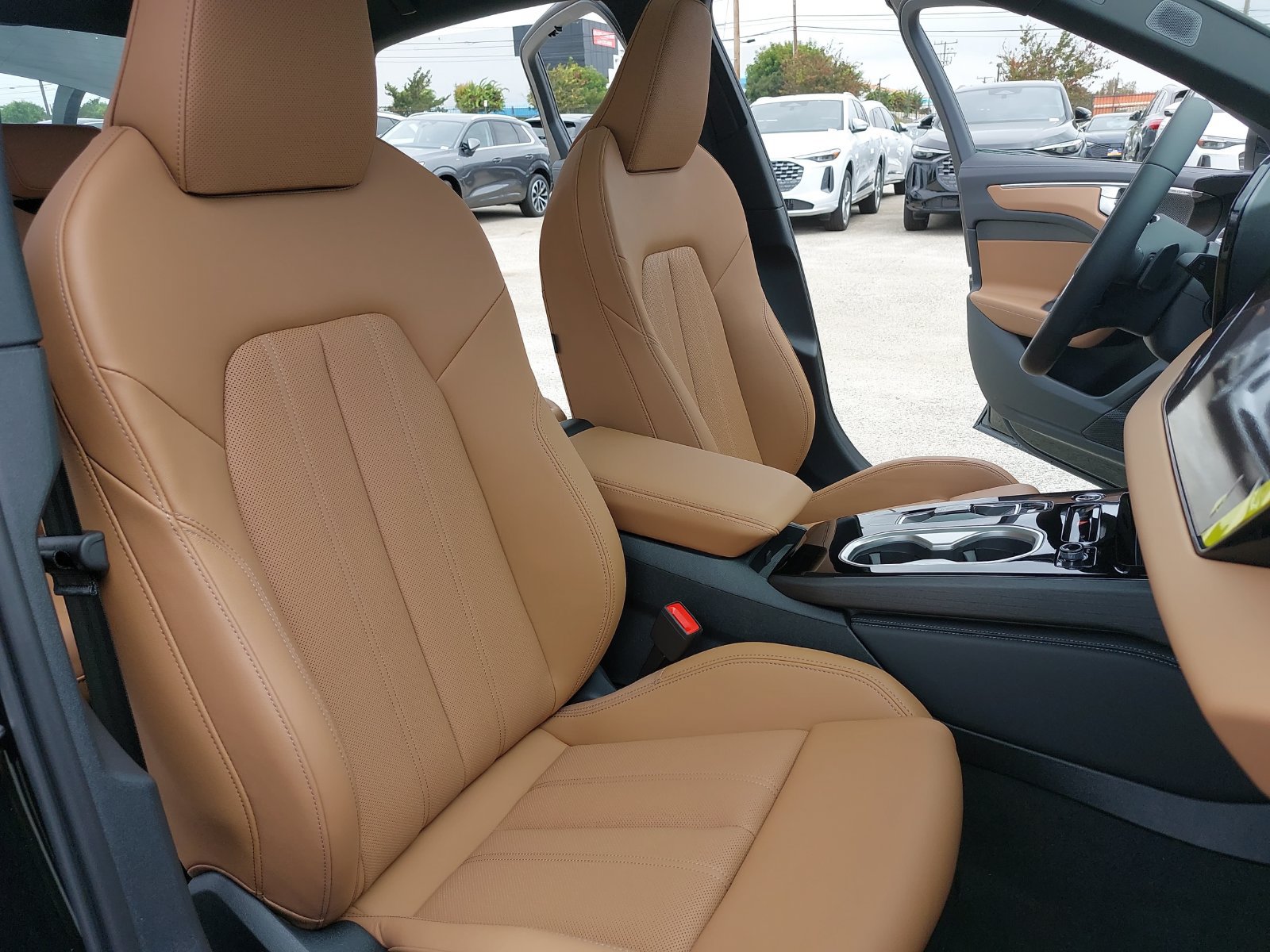 New 2026 Audi A6 Premium Plus AWD/4WD image 10