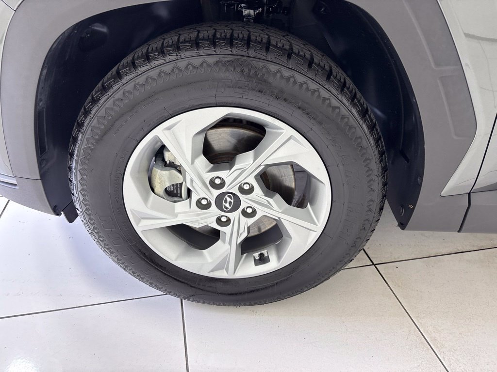 Used 2023 Hyundai Tucson SEL FWD image 9