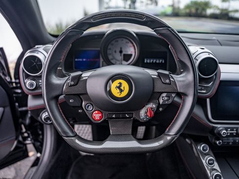 Certified 2018 Ferrari GTC4Lusso image 30