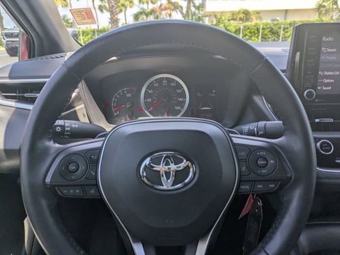 Used 2022 Toyota Corolla SE FWD image 24