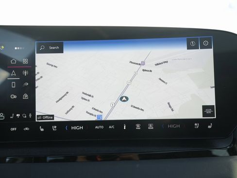 Used 2025 Audi Q6 e-tron Premium Plus w/ Premium Plus image 59