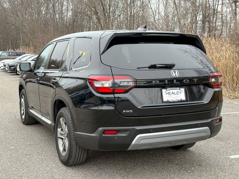 Used 2023 Honda Pilot EX-L image 4