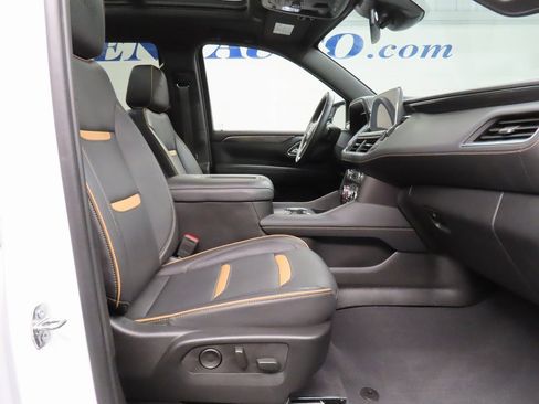 Used 2024 GMC Yukon AT4 image 31