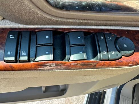 Used 2013 Chevrolet Silverado 1500 LTZ w/ LTZ White Diamond Edition image 13