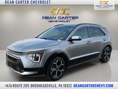 Used 2023 Kia Niro EX Touring