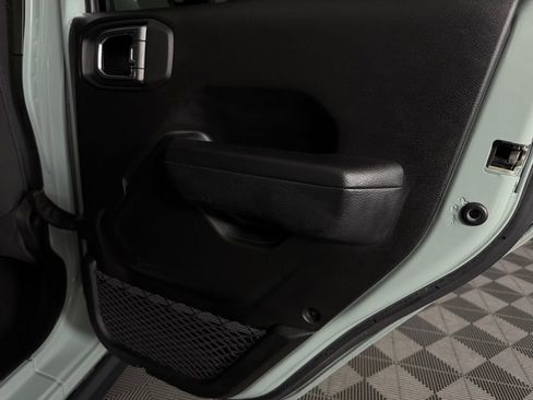 Used 2023 Jeep Wrangler Unlimited image 29