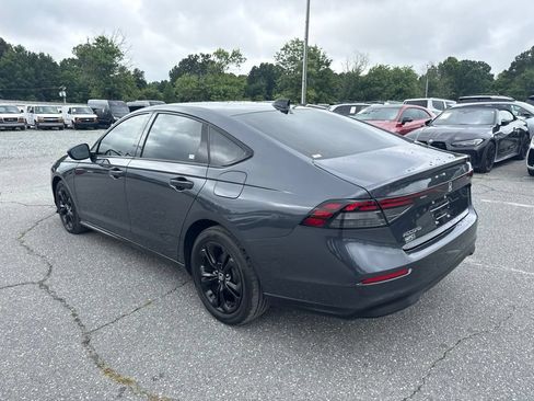 Used 2025 Honda Accord SE image 2
