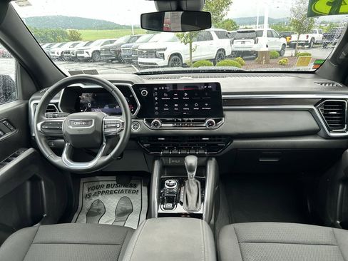 Used 2025 GMC Canyon Elevation AWD/4WD image 18