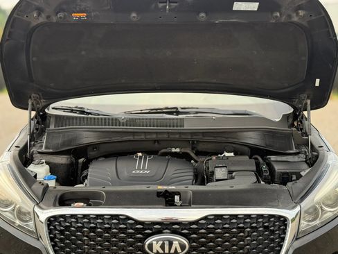 Used 2017 Kia Sorento EX w/ EX Advanced Touring Package FWD image 28