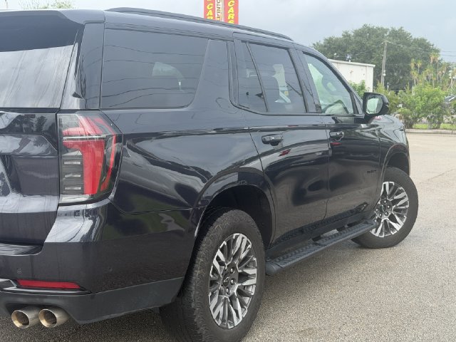 Used 2025 Chevrolet Tahoe Z71 AWD/4WD image 8