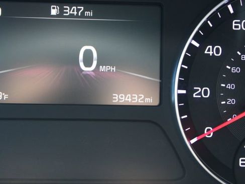 Used 2023 Kia Forte LXS FWD image 12