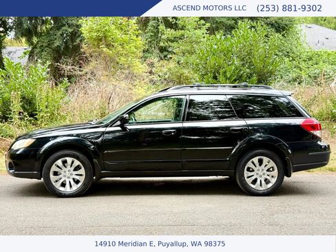 Used 2009 Subaru Outback 2.5i Limited AWD/4WD image 2