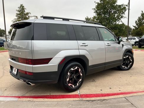 Used 2025 Hyundai Santa Fe SEL image 6