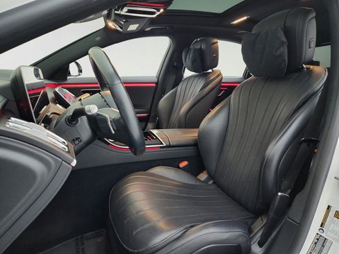Certified 2023 Mercedes-Benz S 500 4MATIC image 17
