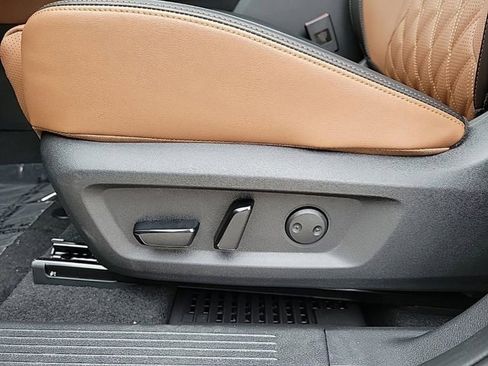 New 2026 Nissan Rogue Platinum w/ Tech Package image 11