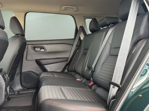 New 2026 Nissan Rogue SV AWD/4WD image 19