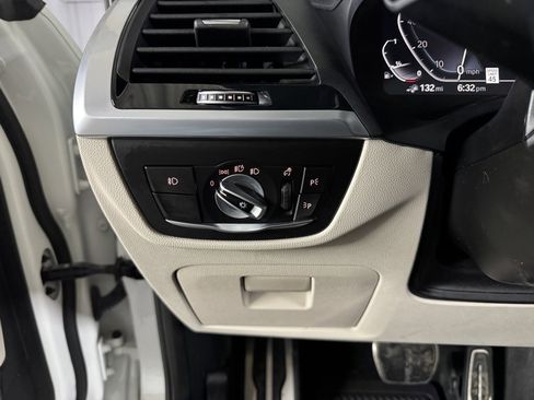 Used 2021 BMW X3 xDrive30e w/ Executive Package image 33